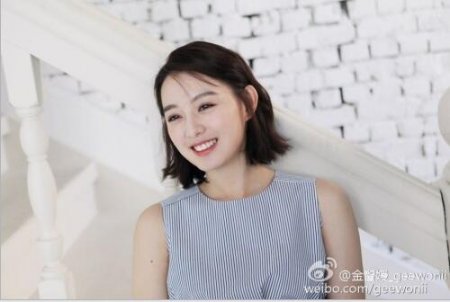 清新可爱！《太阳的后裔》女二尹明珠代言游戏